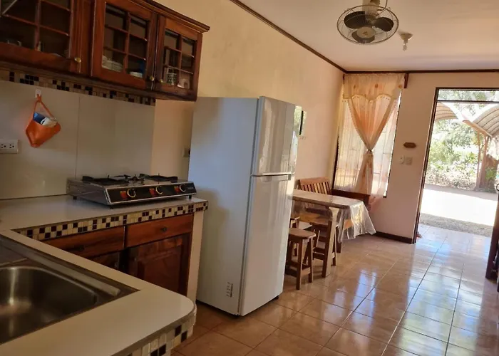 Cabinas En Playas Del Coco Ferienhaus *